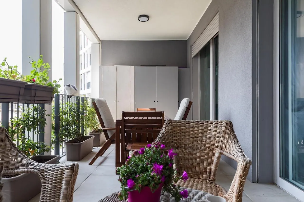 Porto Fluviale House Apartment Rome 0*,